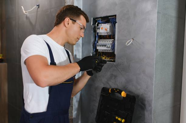 Best Affordable Emergency Electrician  in Bushland, TX
